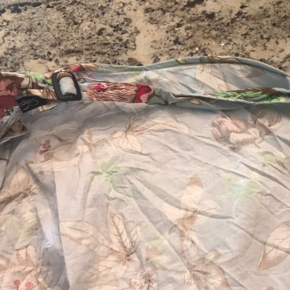 Blue Floral adjustable nursing cover - Picture 3 of 4